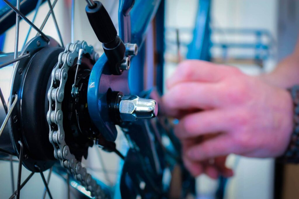 <strong>Выполняйте весеннее техническое обслуживание велосипеда самостоятельно или привозите велосипед на техническое обслуживание.</strong>