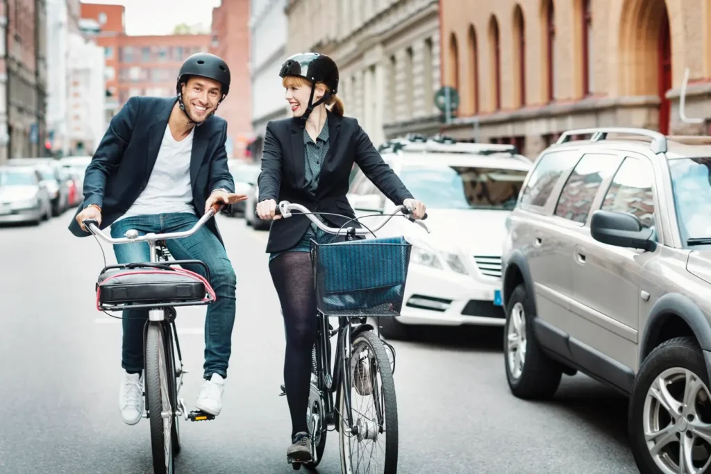 Rattaga tööle ja kooli – Leia parimad elektrijalgrattad Velomarketist !